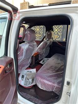 نیسان نەڤارا